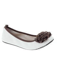Ballerine femme souple  cuir couleur blanc et taupe à fleur MONCEAU