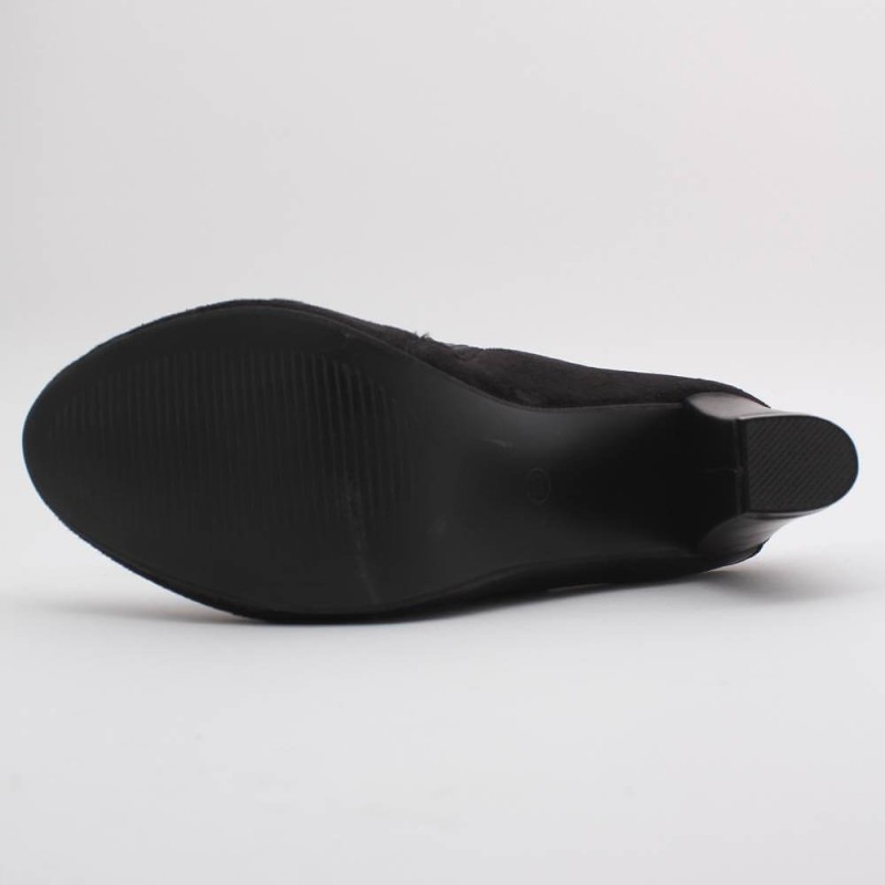 Escarpin femme simili cuir et aspect daim à boucle noir Ingrid  Escarpin femme simili cuir et aspect daim à boucle noir Ingrid