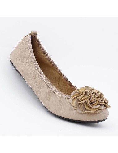 Ballerine beige pour femme granulée souple à fleurs  modèle MONCEAU Ballerine beige pour femme granulée souple à fleurs  modèle MONCEAU