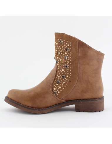 Bottine femme à zip et clous dorés simili cuir camel ANDREA Bottine femme à zip et clous dorés simili cuir camel ANDREA
