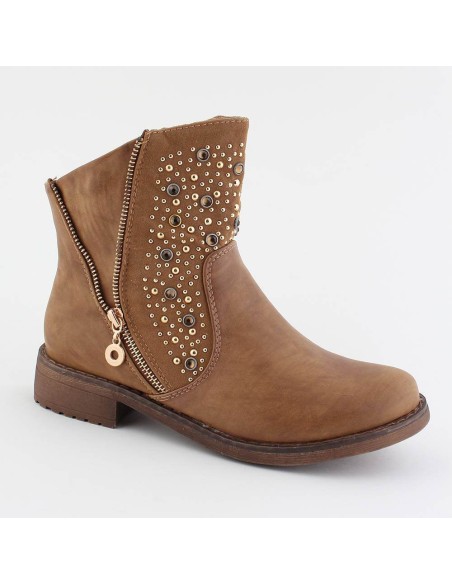 Bottine femme à zip et clous dorés simili cuir camel ANDREA