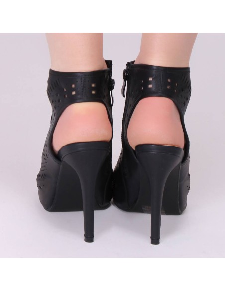 Sandales trouées camel à talon aiguille Camille