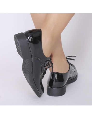 Derby noir verni à clous Natasha Derby noir verni à clous Natasha