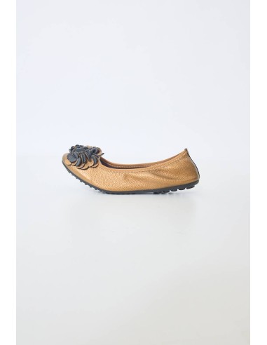 Ballerine bronze pour femme simili cuir granulé à fleur chic MONCEAU Ballerine bronze pour femme simili cuir granulé à fleur chic MONCEAU