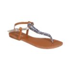 Un style habillé avec des sandales à clous [updated]