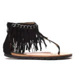 Un style habillé avec des sandales à clous [updated]